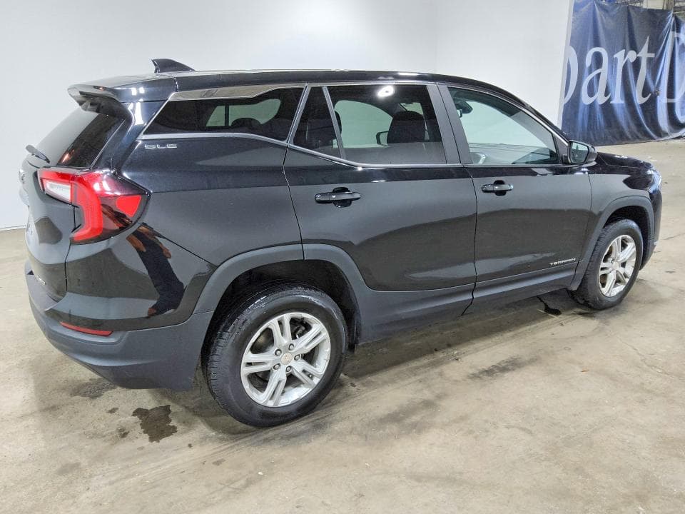 2022 GMC TERRAIN SLE 3