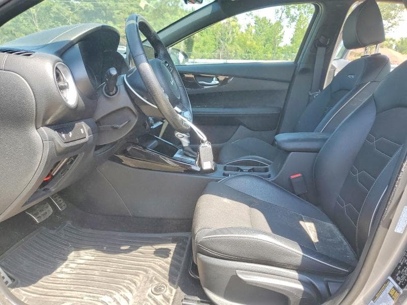 2024 KIA FORTE 7