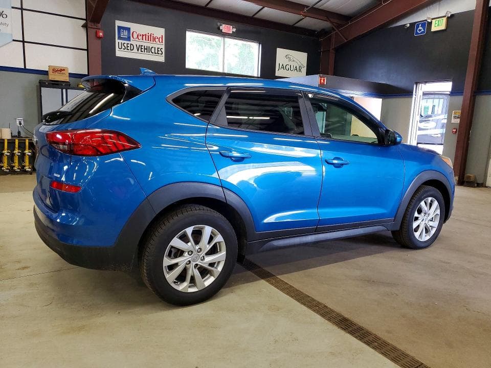 2020 HYUNDAI TUCSON SE 3