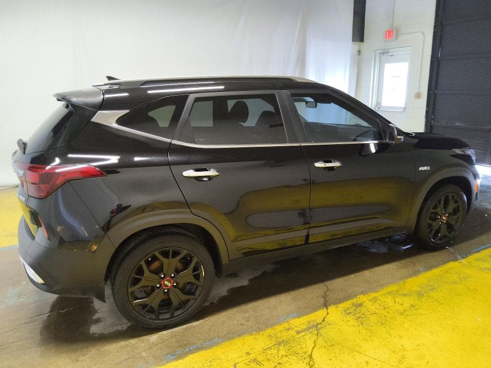 2021 KIA SELTOS SX 3