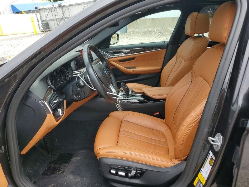 2019 BMW 530XE 7