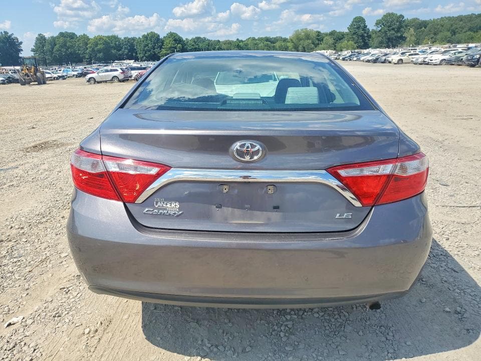 2017 TOYOTA CAMRY LE 6