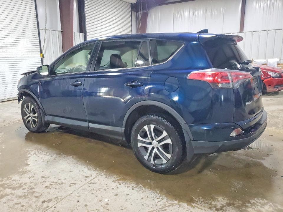2018 TOYOTA RAV4 LE 2