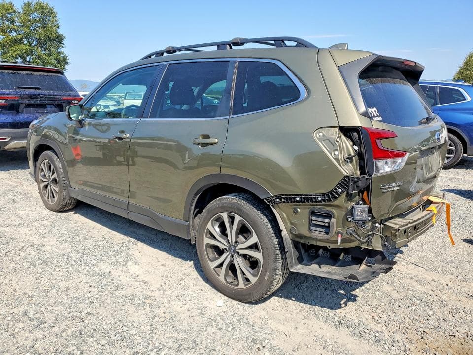 2023 SUBARU FORESTER LIMITED 2