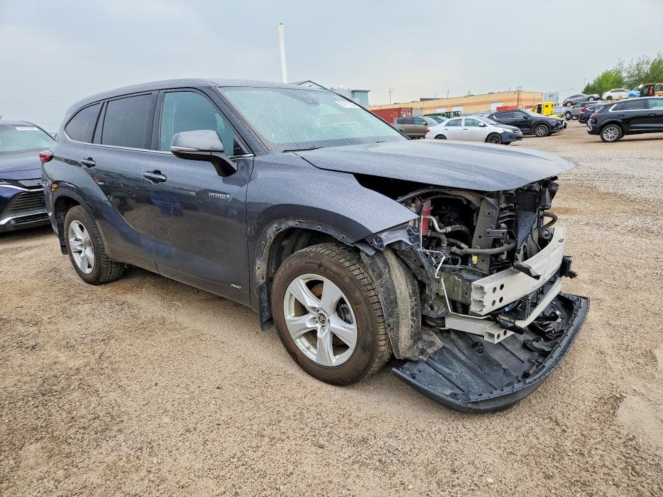 2020 TOYOTA HIGHLANDER HYBRID LE 4