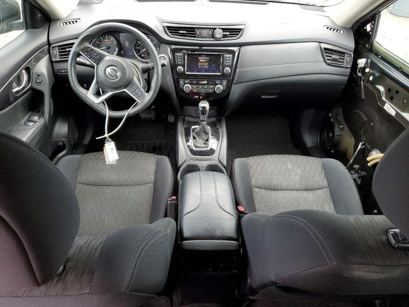 2018 NISSAN ROGUE SV 8