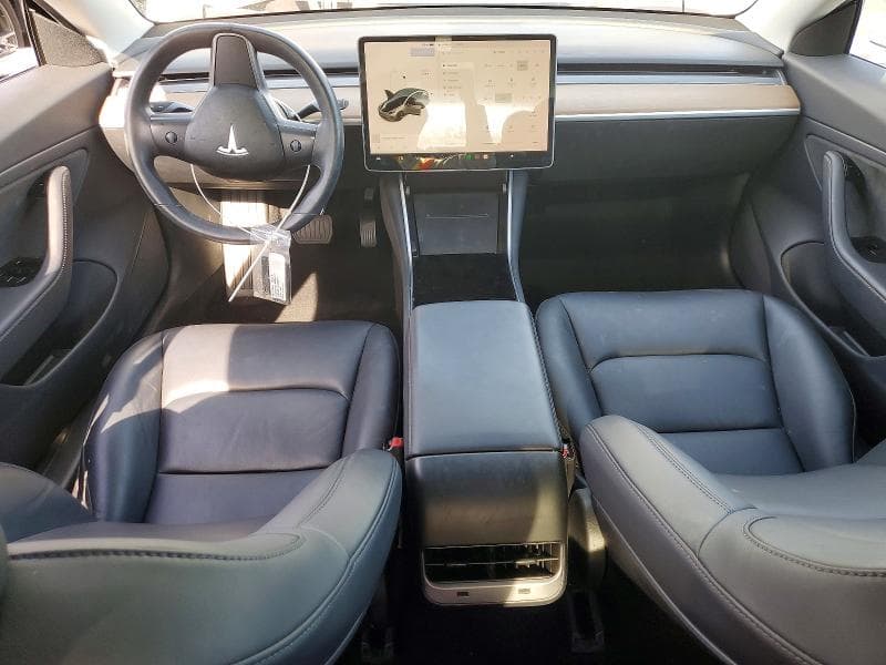 2018 TESLA MDL 3 8
