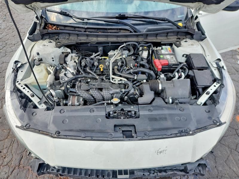 2021 NISSAN ALTIMA SR 11
