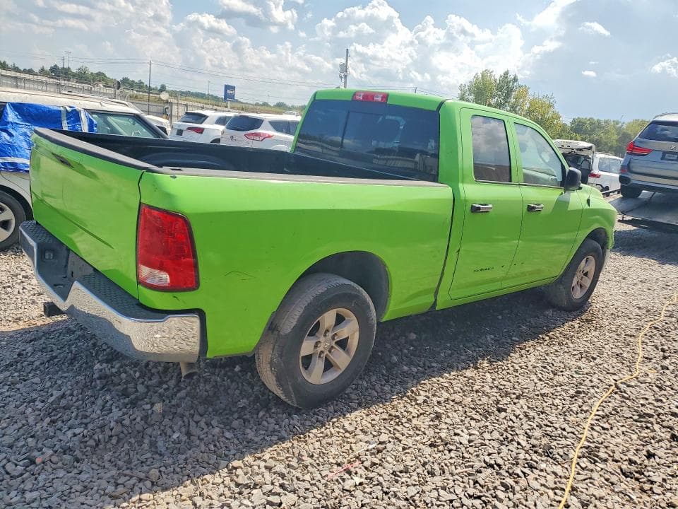 2017 RAM 1500 SLT 3