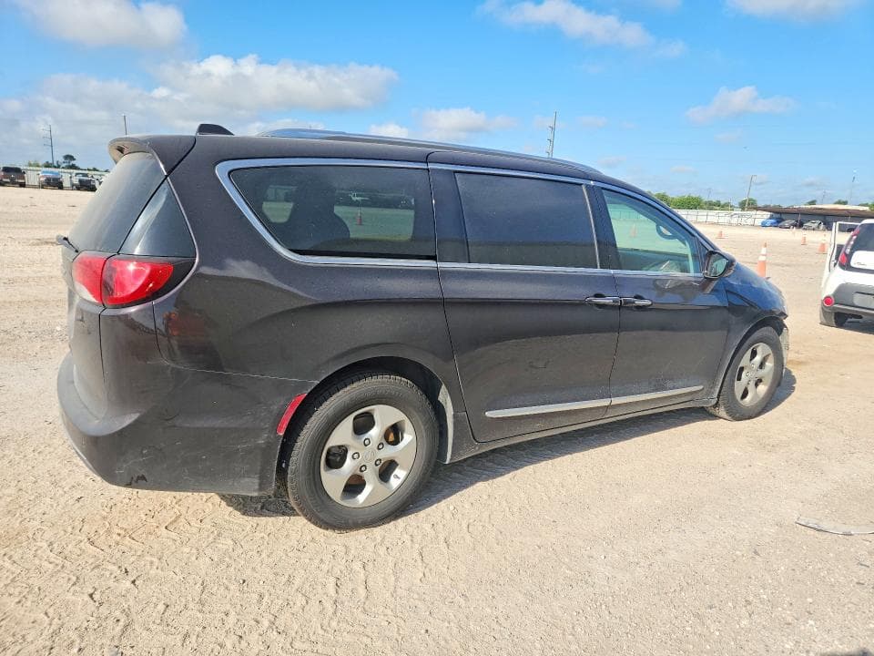 2017 CHRYSLER PACIFICA TOURING L PLUS 3