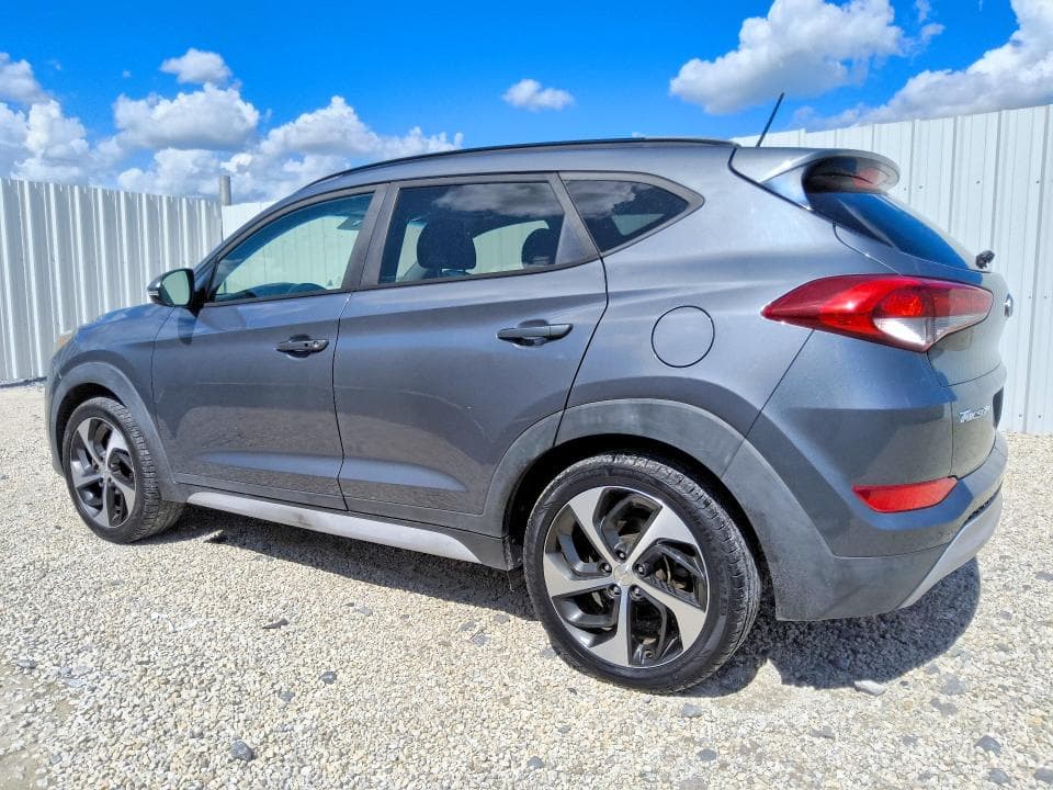 2017 HYUNDAI TUCSON VALUE 2