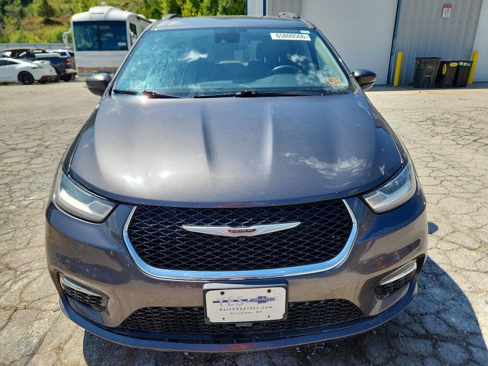 2022 CHRYSLER PACIFICA TOURING L 5