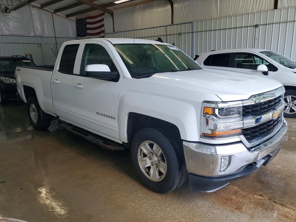2018 CHEVROLET SILVERADO K1500 LT 4