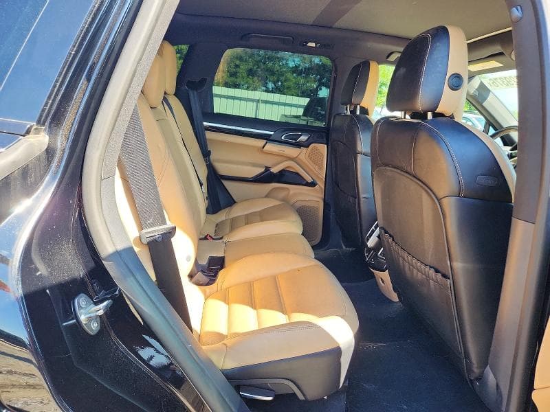 2017 PORSCHE CAYENNE SE HYBRID PLATINUM 11