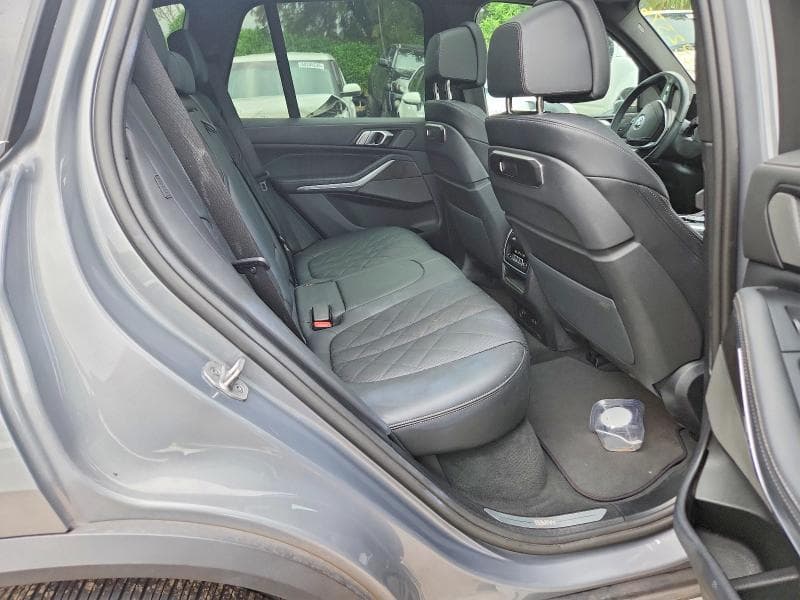 2025 BMW X5 XDRIVE40I 11