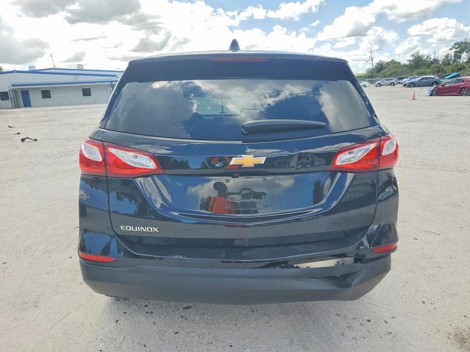2021 CHEVROLET EQUINOX LS 6
