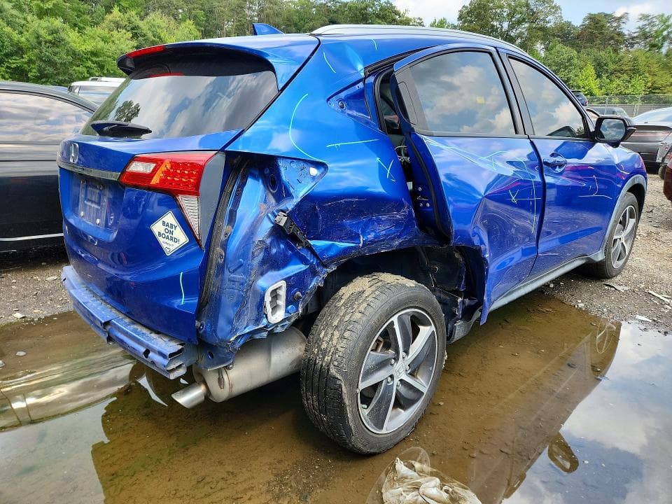 2021 HONDA HR-V EX 3