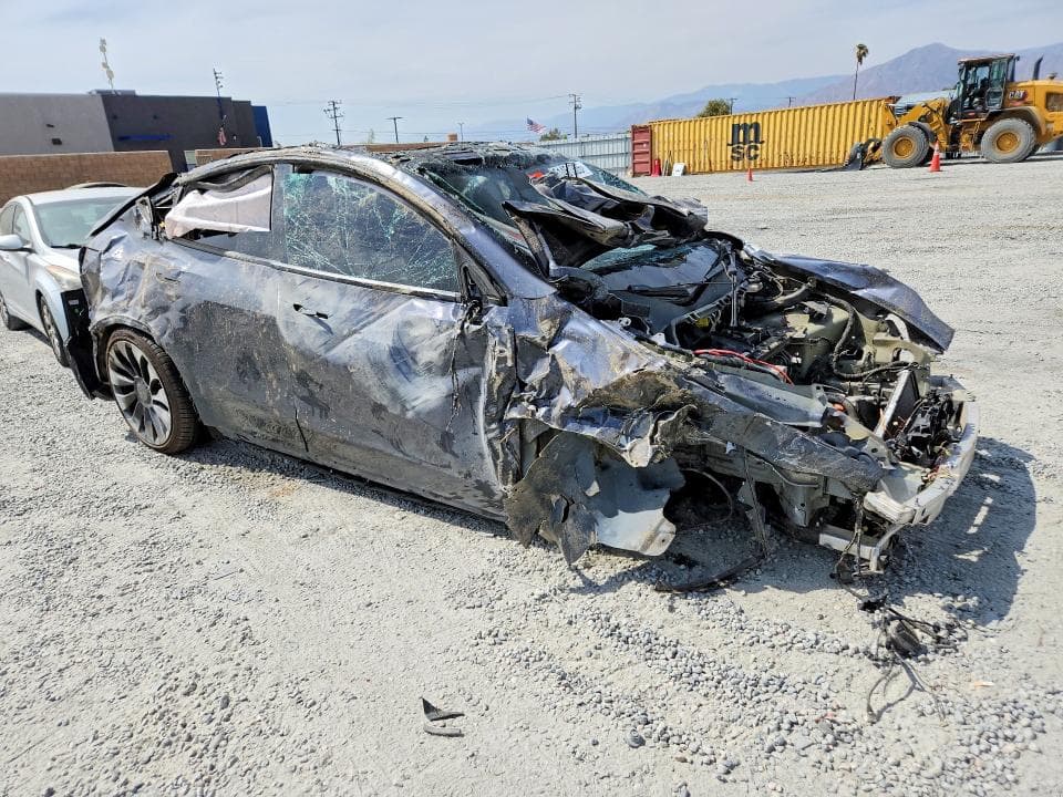 2021 TESLA MODEL Y 4