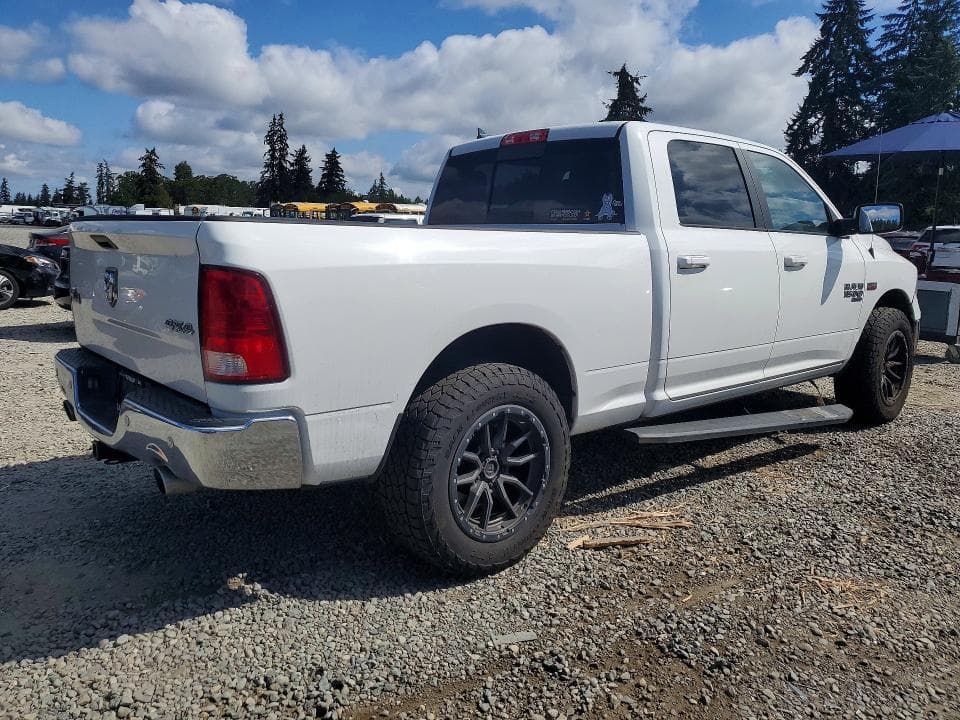 2019 RAM 1500 CLASSIC SLT 3
