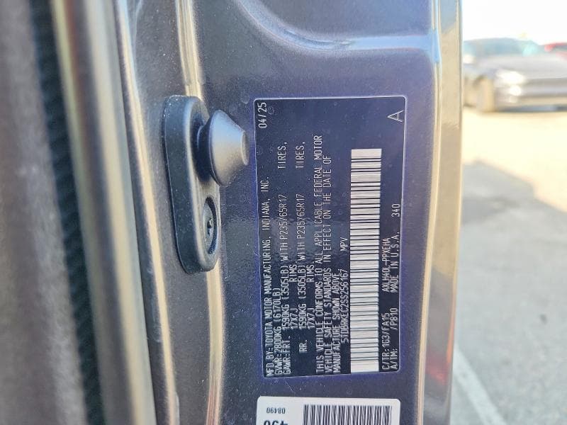 2025 TOYOTA SIENNA LE 14