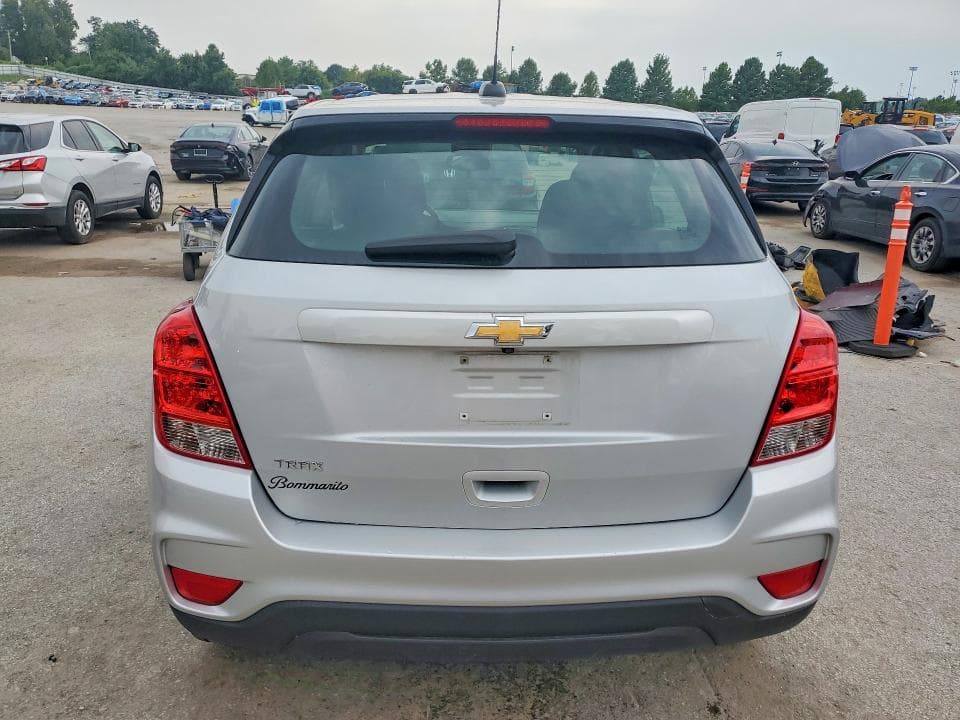 2017 CHEVROLET TRAX LS 6