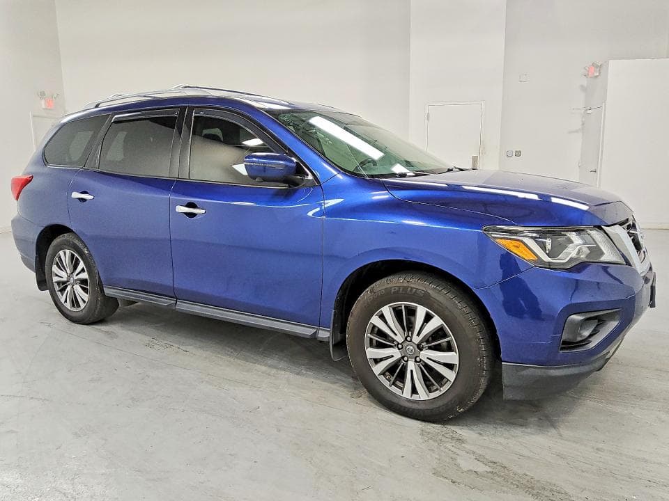 2019 NISSAN PATHFINDER SL 4