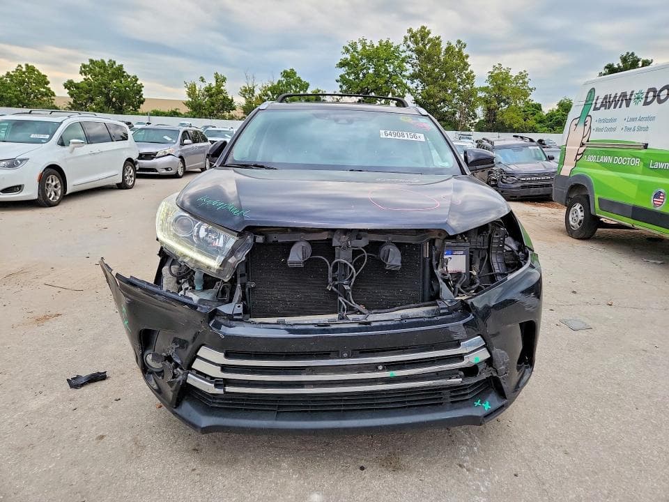 2017 TOYOTA HIGHLANDER LIMITED PLATINUM 5