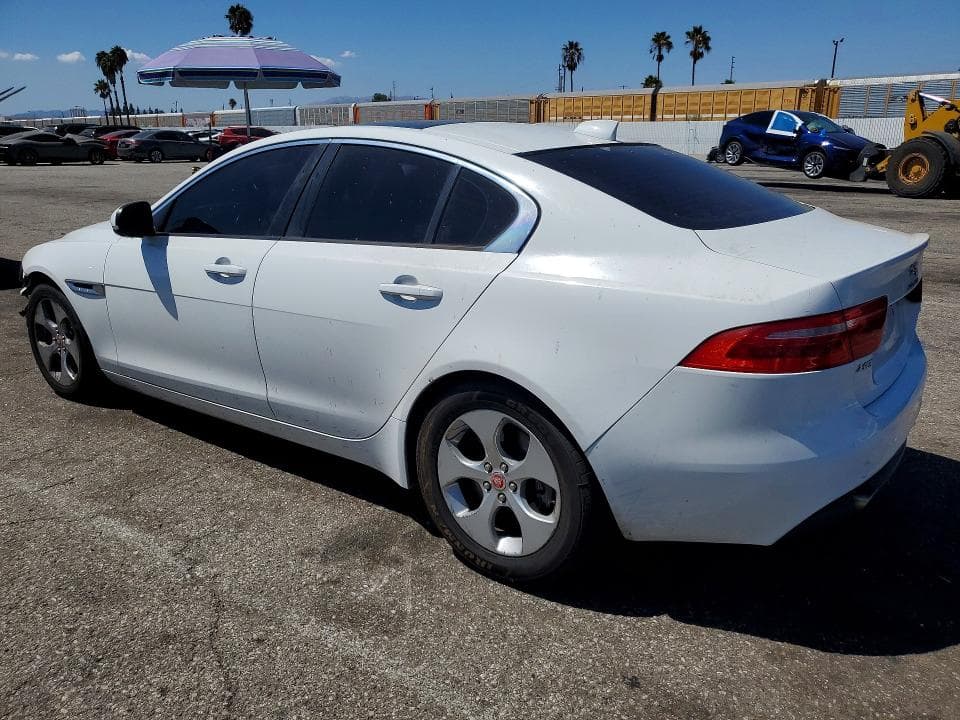 2018 JAGUAR XE 2