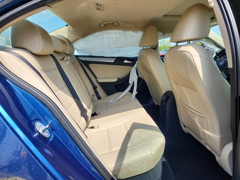 2017 VOLKSWAGEN JETTA SE 10