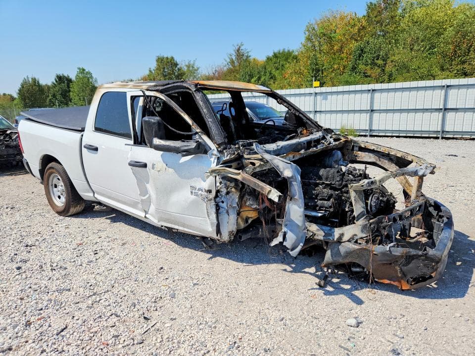 2019 RAM 1500 CLASSIC TRADESMAN 4