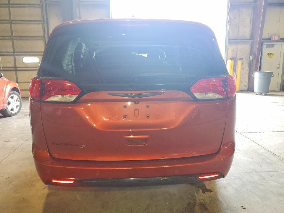 2018 CHRYSLER PACIFICA TOURING L PLUS 6