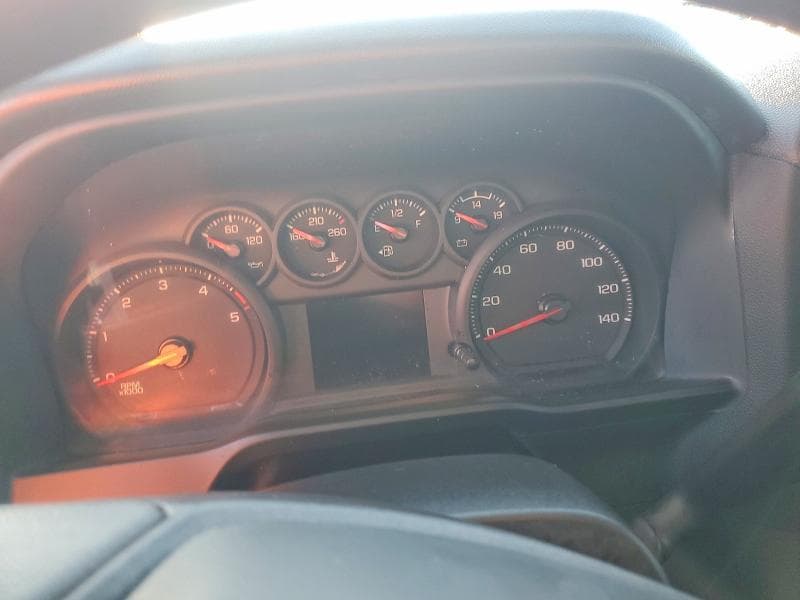 2024 CHEVROLET SILVERADO K2500 CUSTOM 9