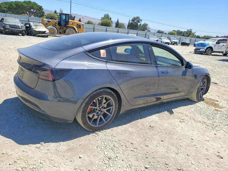 2018 TESLA MODEL 3 3