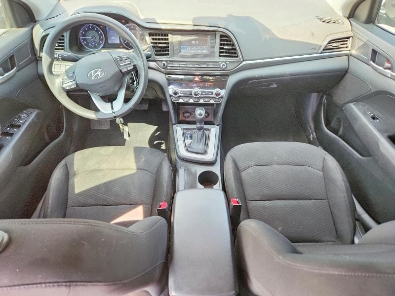 2020 HYUNDAI ELANTRA SE 8