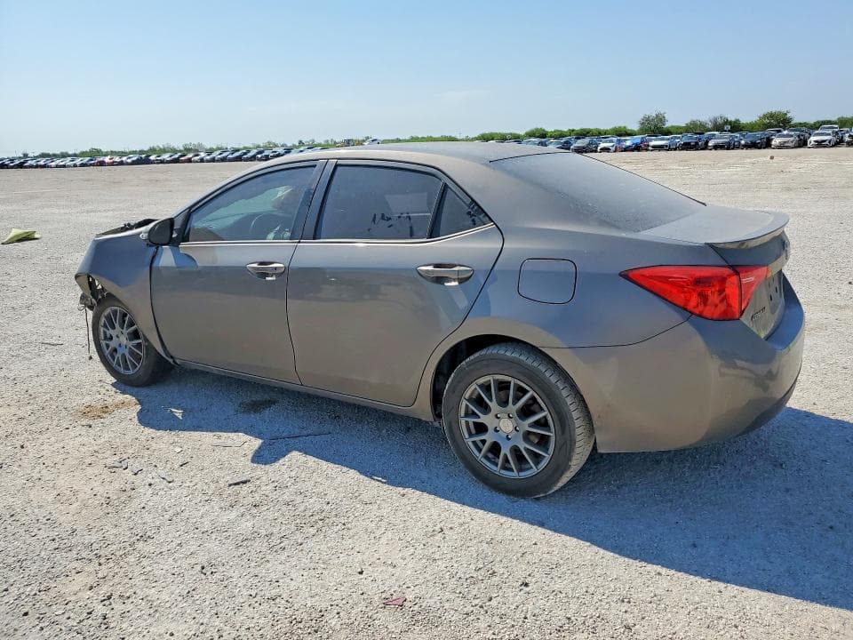 2019 TOYOTA COROLLA SE 2
