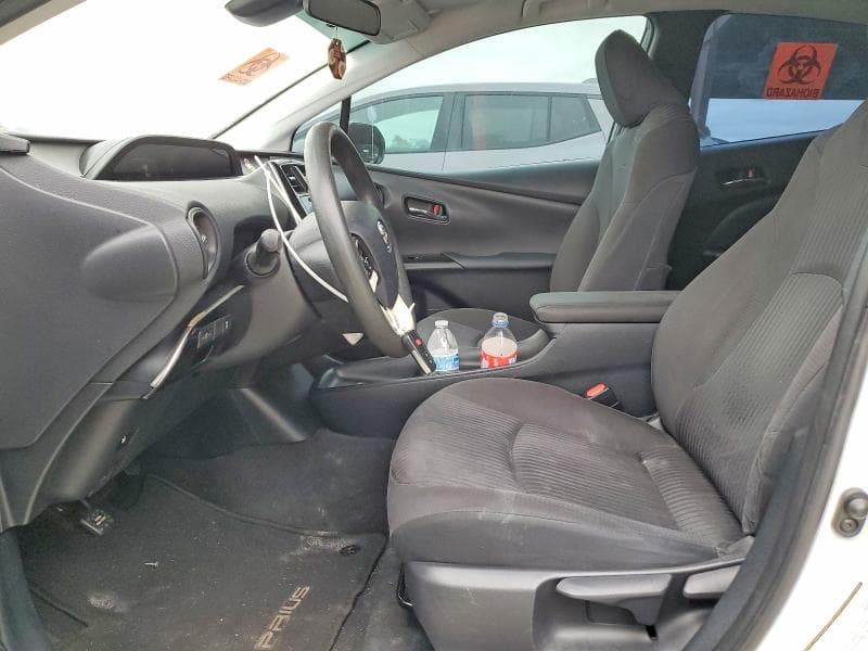 2017 TOYOTA PRIUS TWO 7