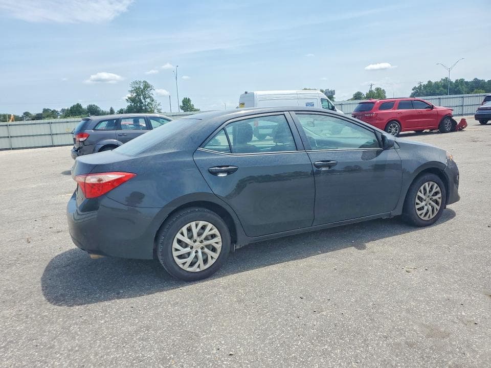 2017 TOYOTA COROLLA 3