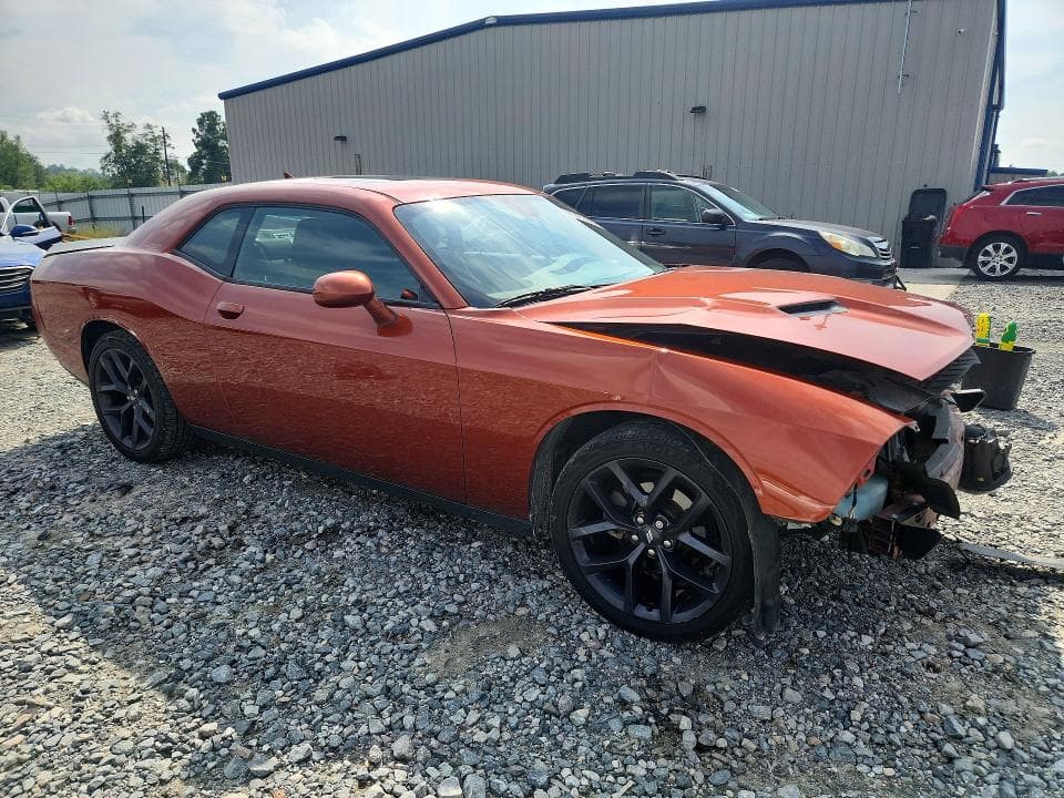 2020 DODGE CHALLENGER SXT 4