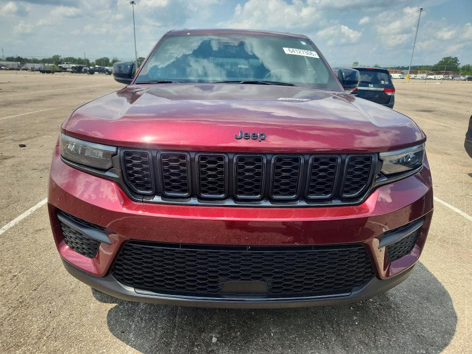 2025 JEEP GRAND CHEROKEE LAREDO 5
