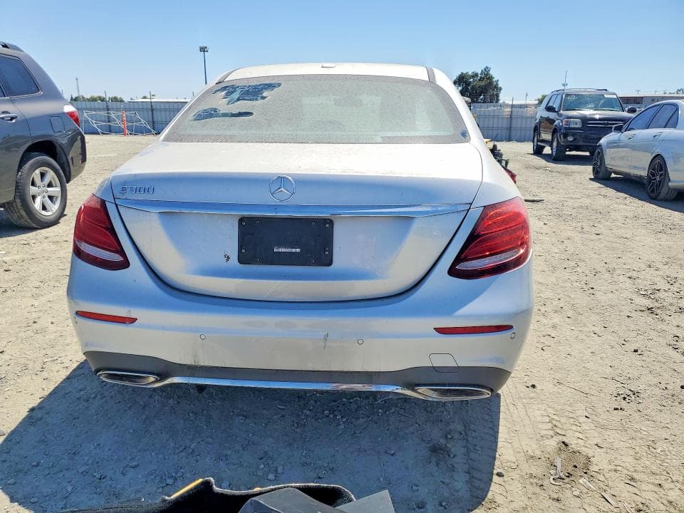 2017 MERCEDES-BENZ E 300 6