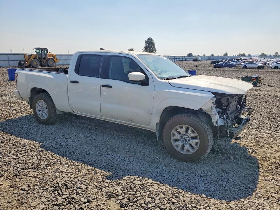 2023 NISSAN FRONTIER SV 4