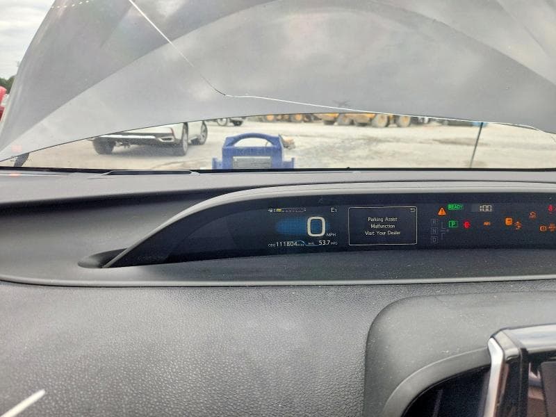 2020 TOYOTA PRIUS LIMITED 9