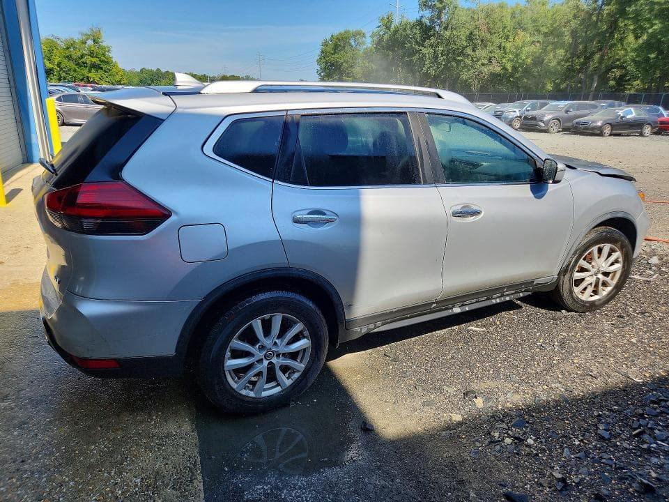 2018 NISSAN ROGUE SV 3
