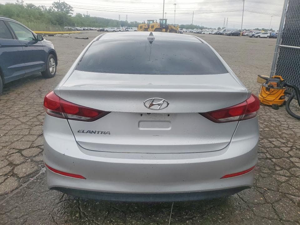 2018 HYUNDAI ELANTRA SEL 6