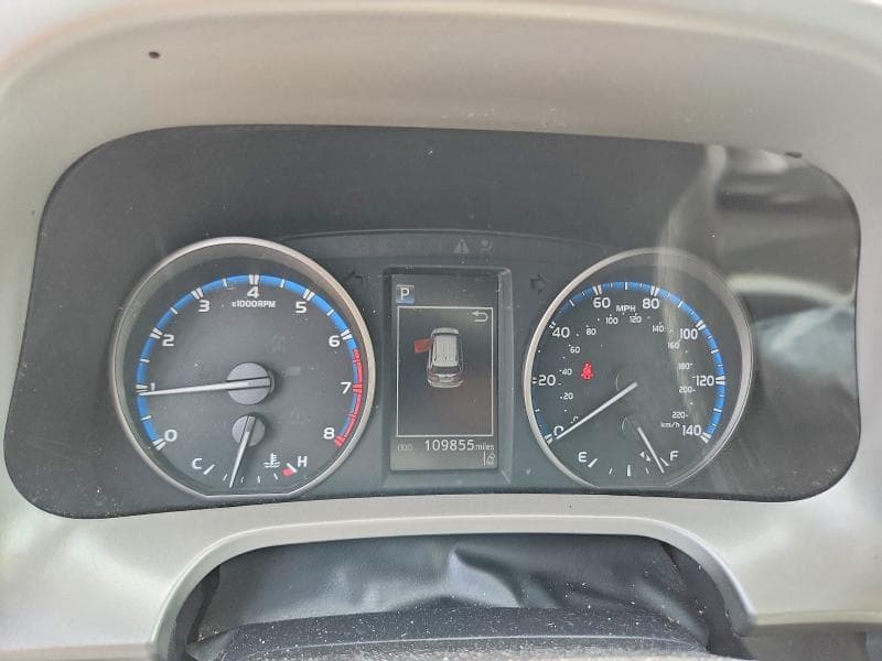 2018 TOYOTA RAV4 LE 9