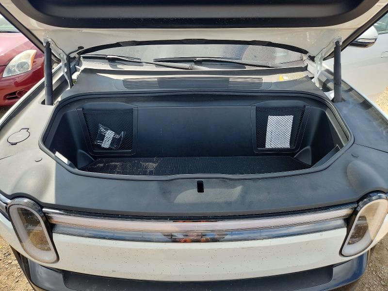 2025 RIVIAN R1S ADVENTURE 11