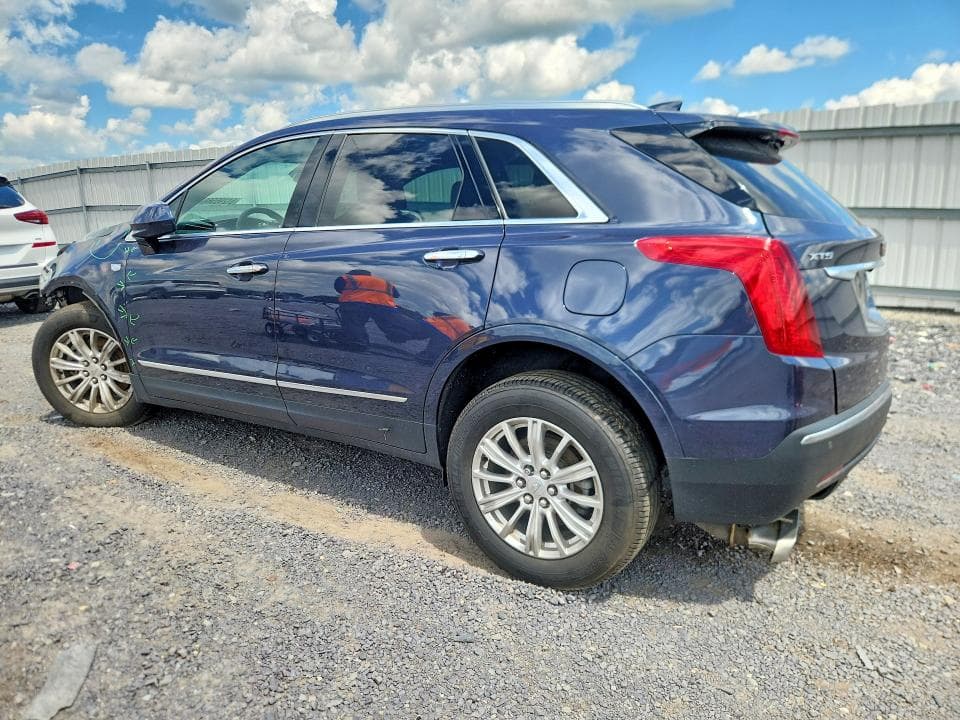 2018 CADILLAC XT5 2