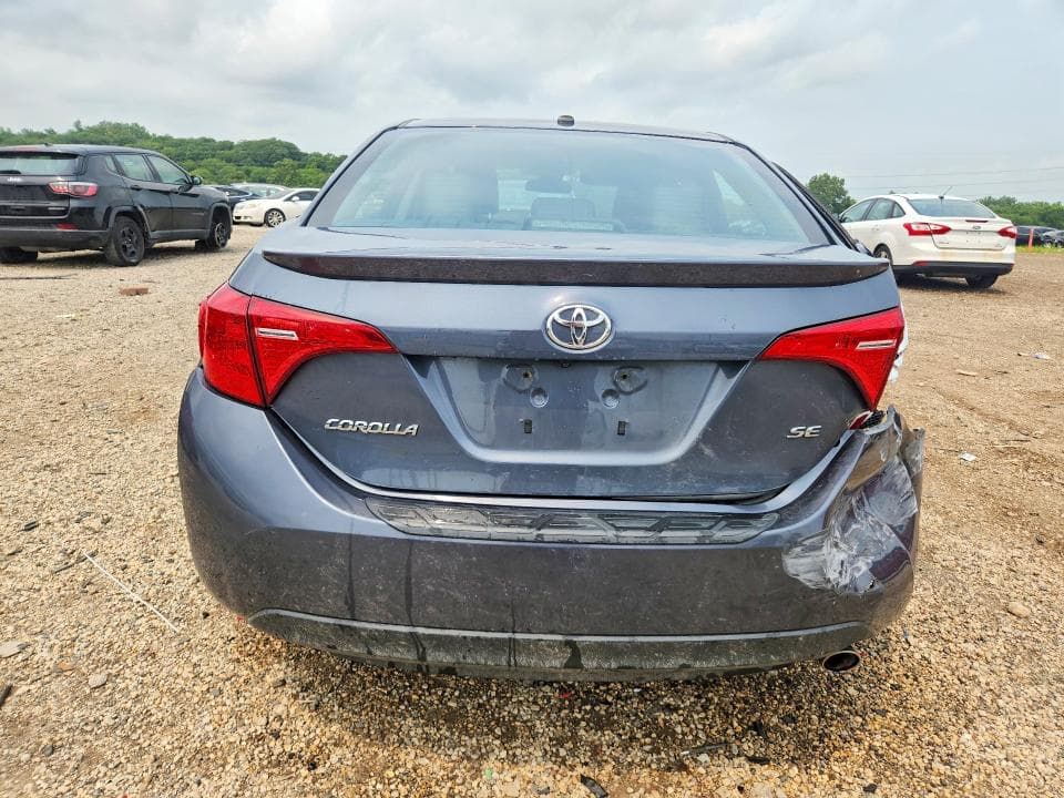 2017 TOYOTA COROLLA SE 6