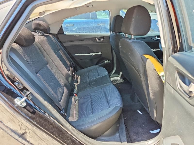 2021 HYUNDAI ACCENT SE 10