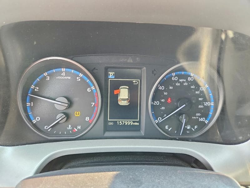 2018 TOYOTA RAV4 LE 9
